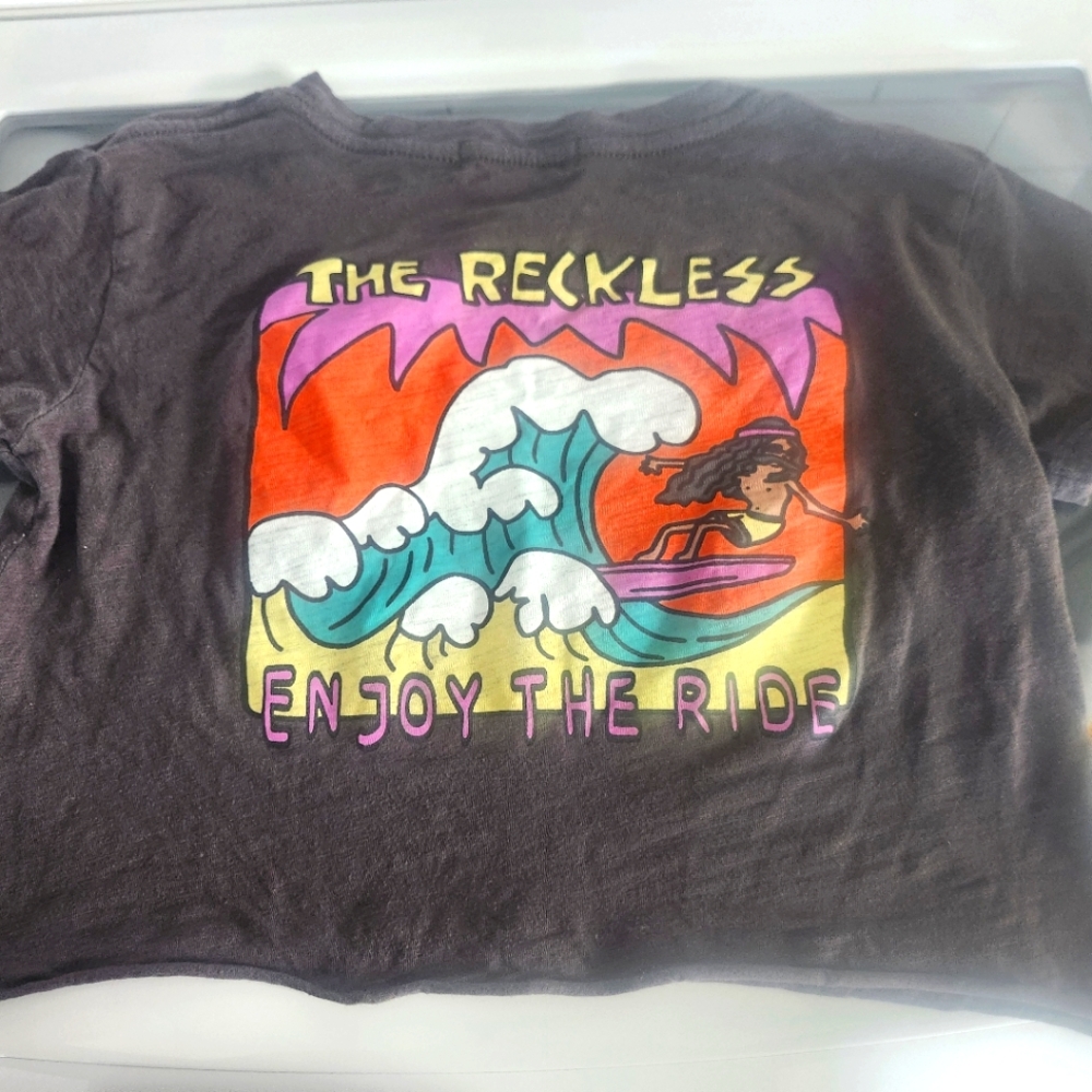 Graphic Crop Top NOTICE THE RECKLESS
